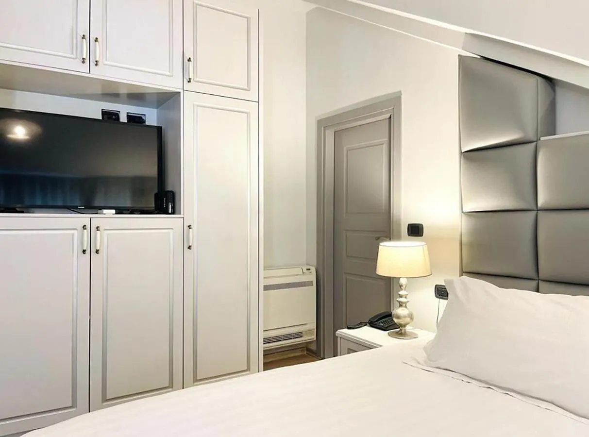 Vila Shard Boutique Hotel Tirana Bed & Breakfast